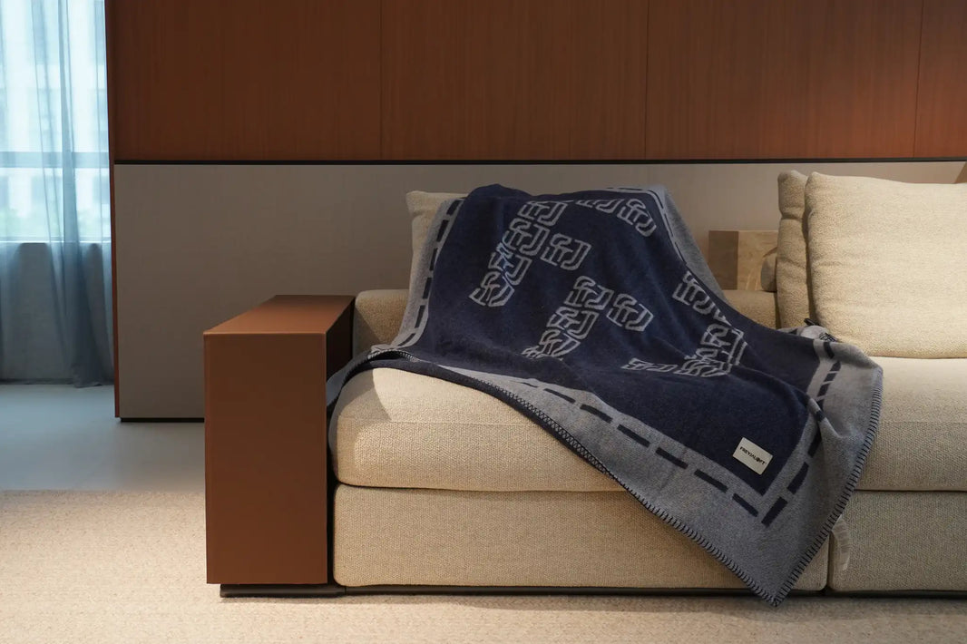 How to Choose the Best Throw Blanket for Your Couch: What to Look for and Why It Matters