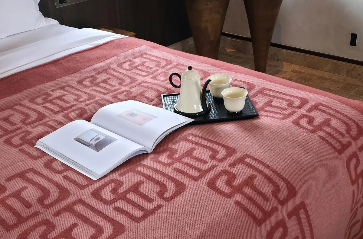 Freyjaloft wool large blanket